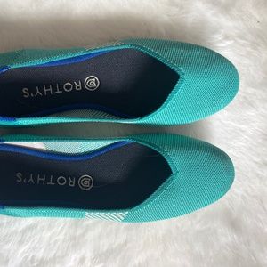 Rothy’s Calypso Aqua Turquoise Flats Sz 10 Round Toe